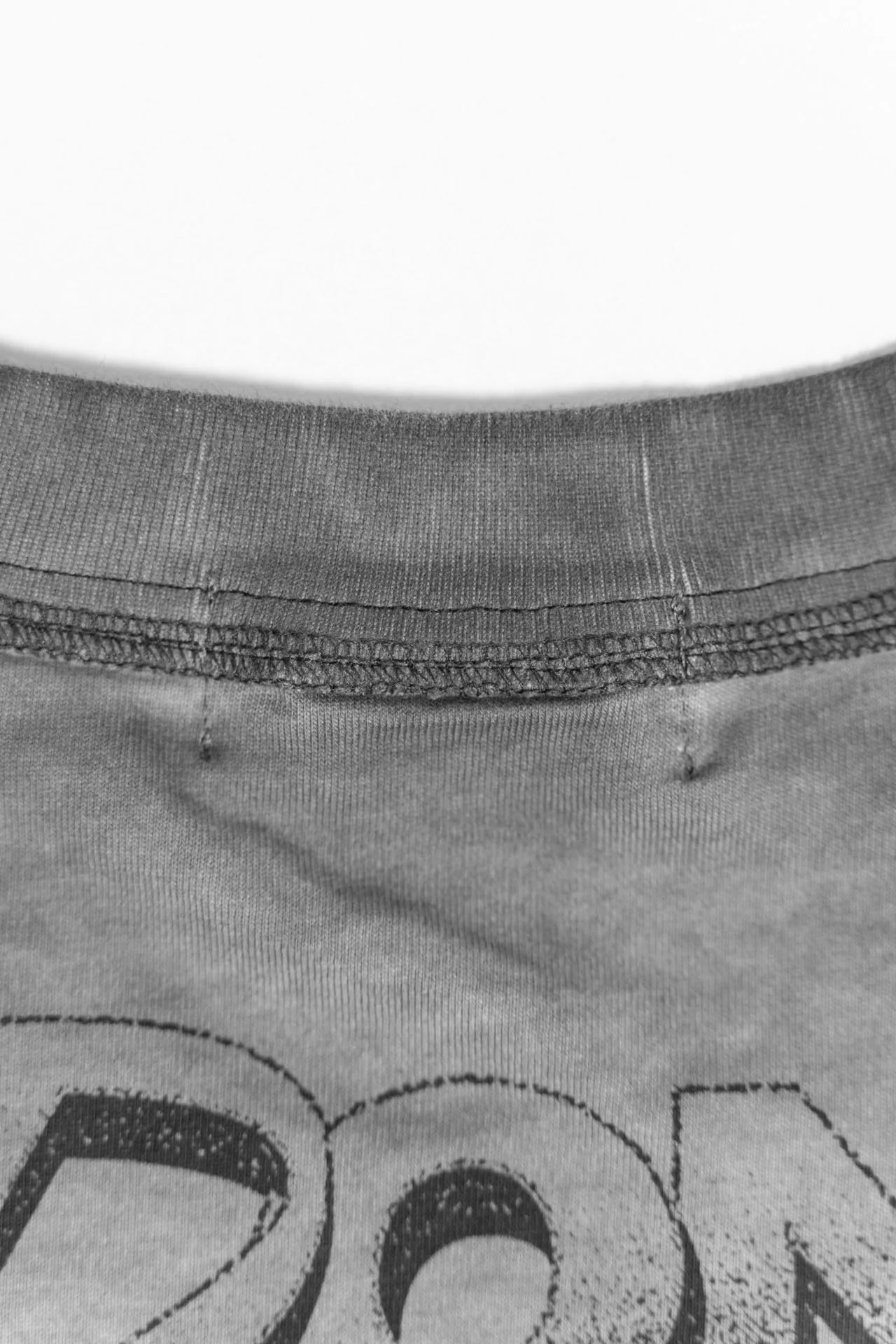 F1 Air Brush Tee - Washed Gray