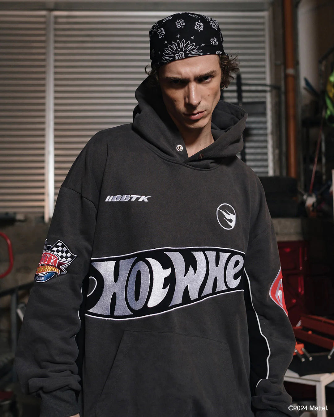 Gran Prix Hoodie - Gray / Black