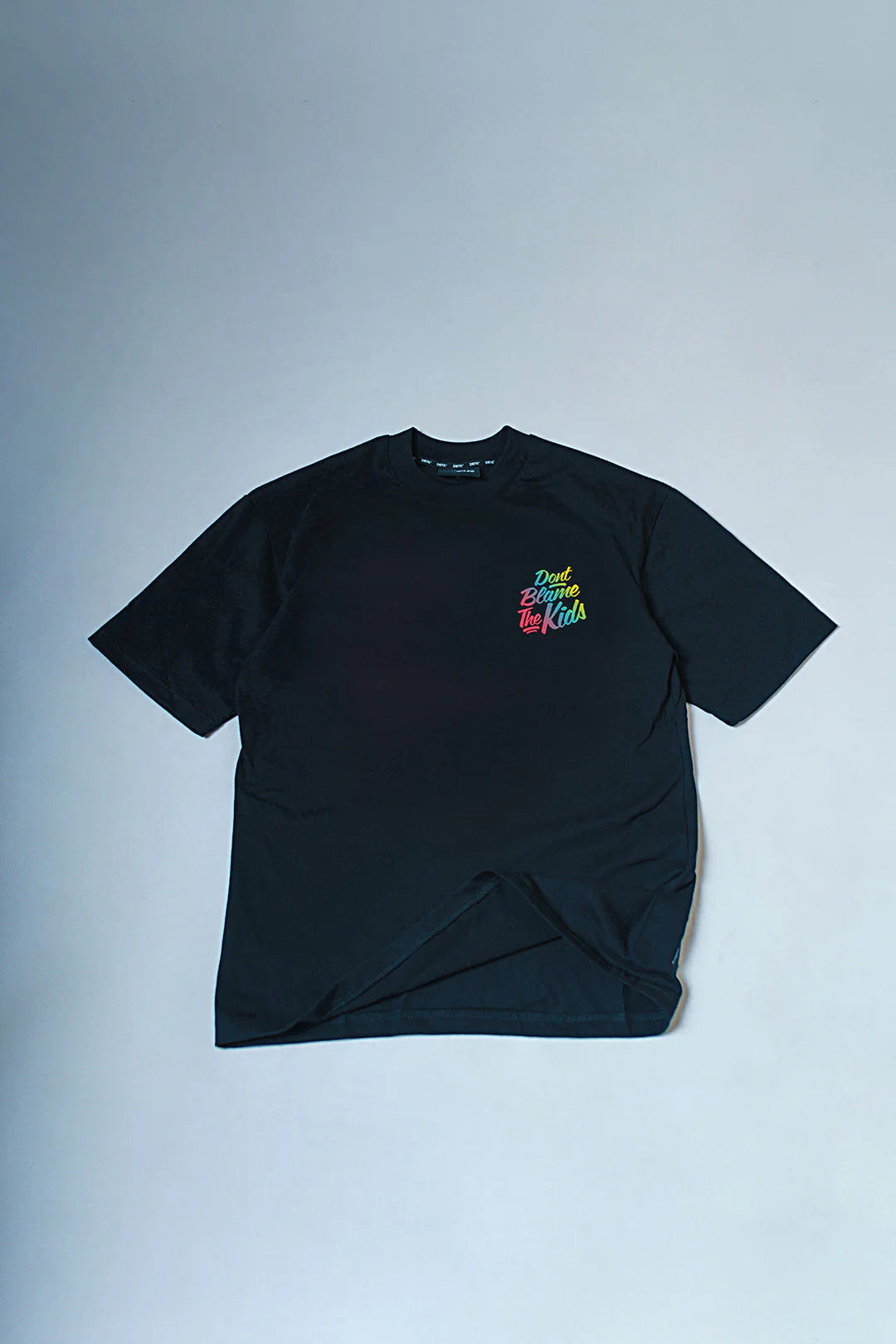 Chromatic Script Tee -Black