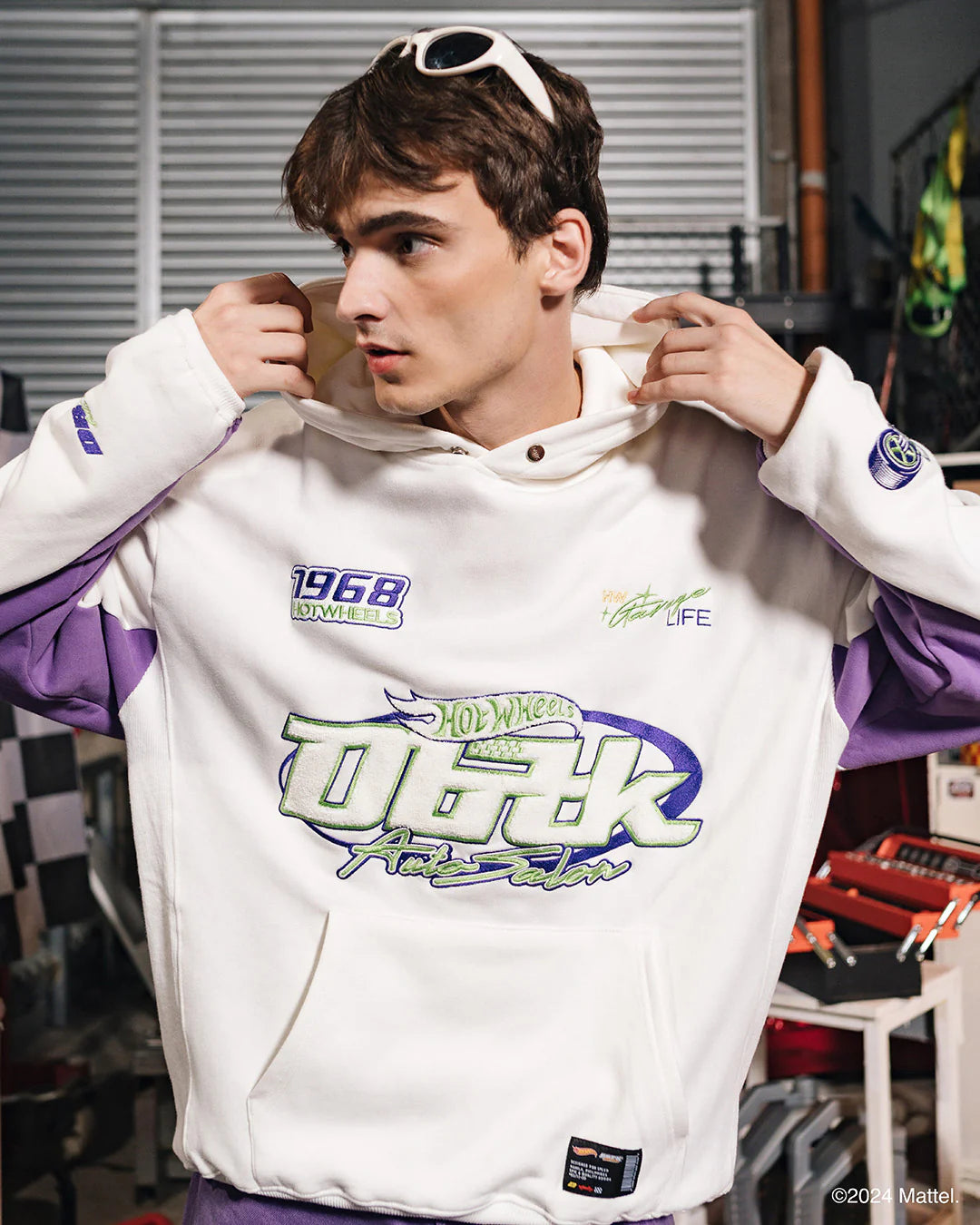 Hyper Garage Hoodie - White