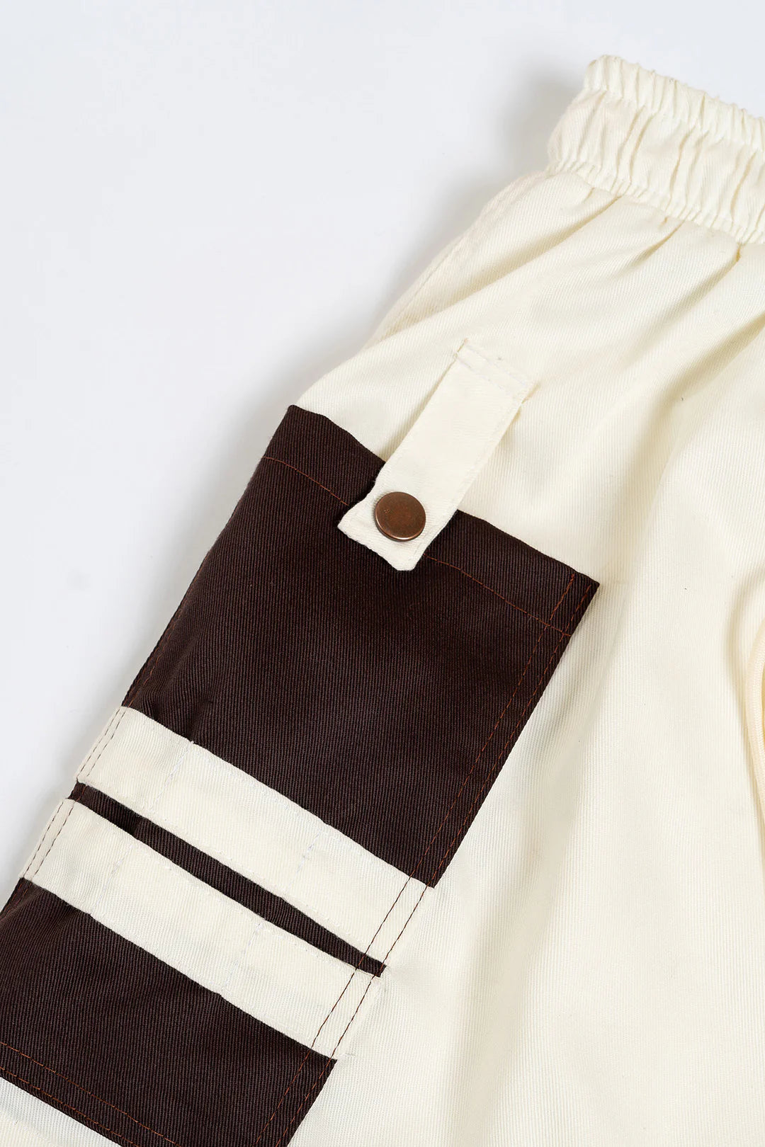 Wave Shop Cargo Shorts - Cream/Brown