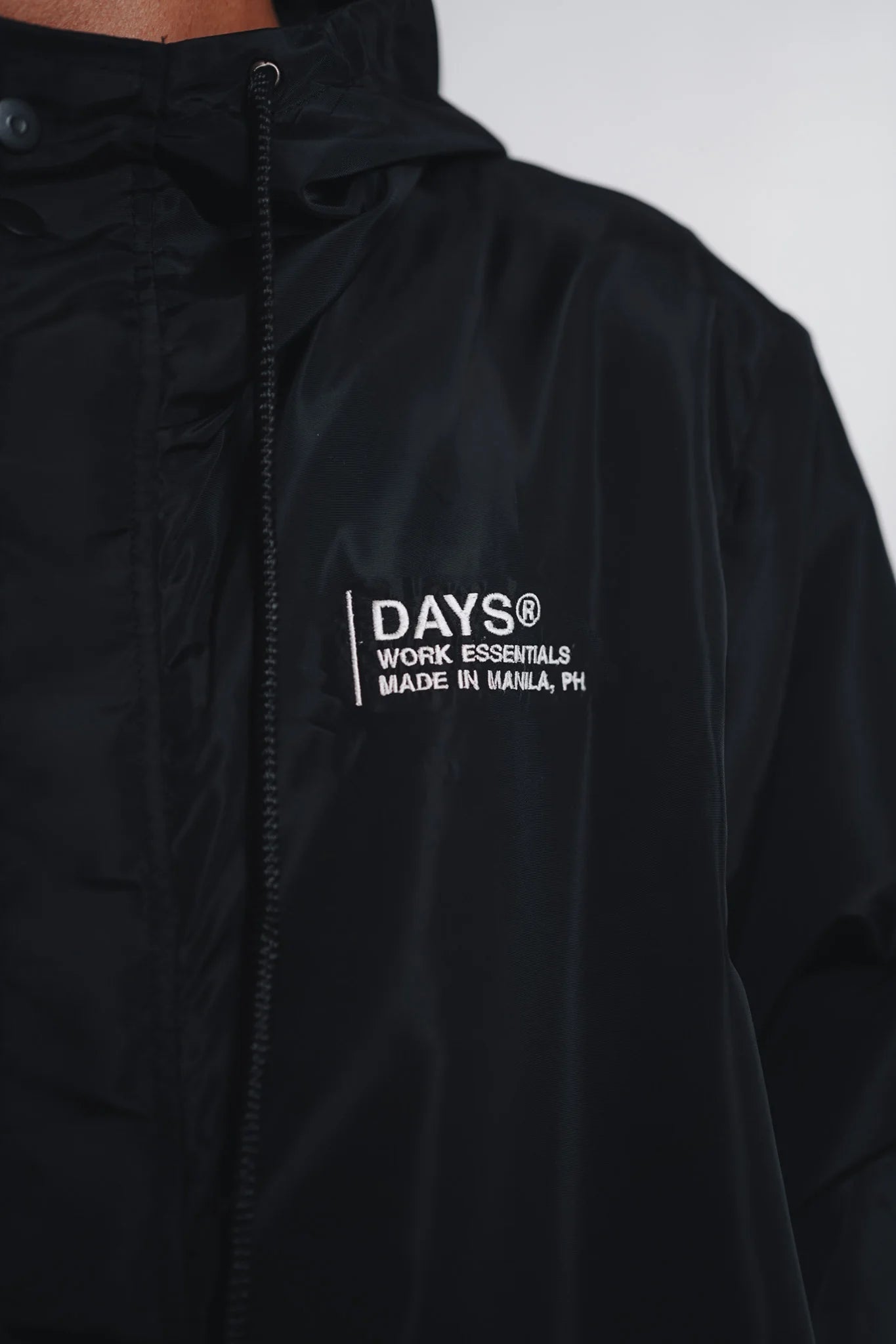 Work Essential Windbreaker