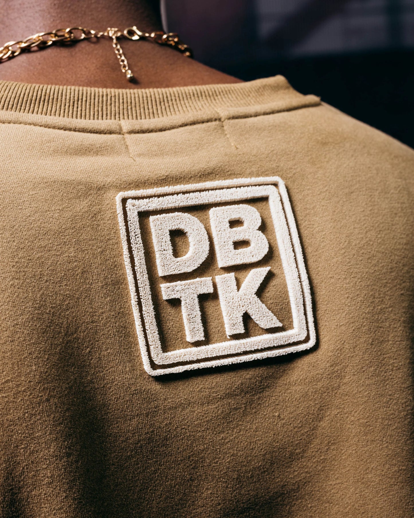 Elementary "Toothbrush Embroidery" Crewneck - Khaki