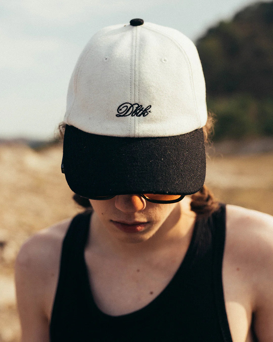 Italic Dad Hat - Black / White