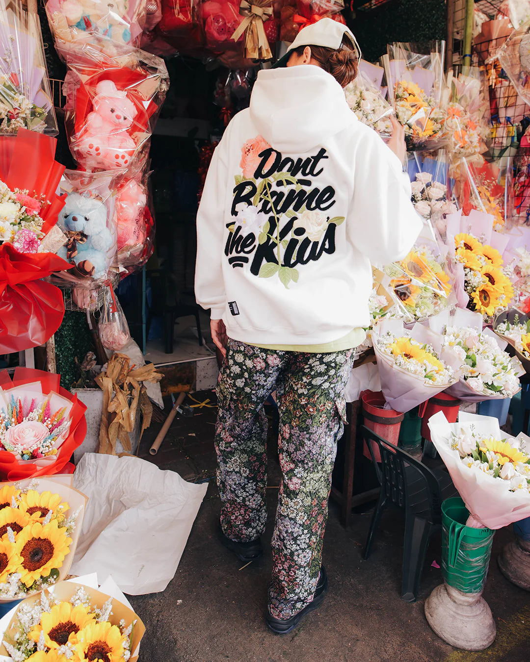 Bloom Script Hoodie - White