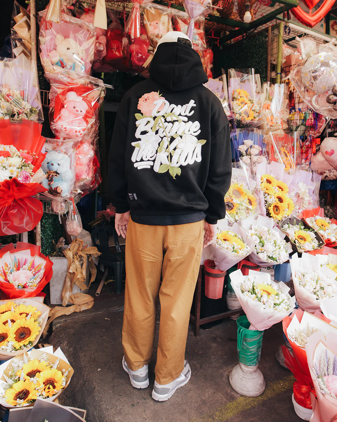 Bloom Script Hoodie - Black